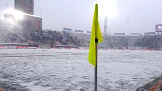 Матч «Болонья» — «Фиорентина» перенесен из-за снегопада
