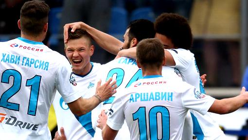 «Зенит» выиграл золотые медали чемпионата России «Зенит» выиграл золотые медали чемпионата России
