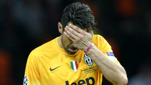 Джанлуиджи Буффон Джанлуиджи Буффон