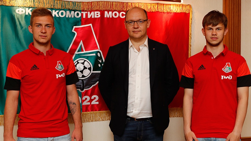 «Локомотив» переподписал контракты с Бариновым и Галаджаном