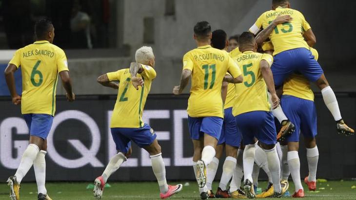 Бразилия впечатляет своими выступлениями