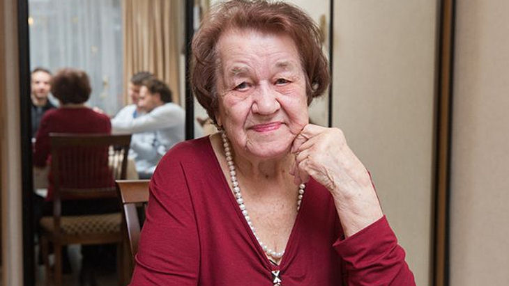 «Зенит» поздравил с днем рождения 95-летнюю болельщицу