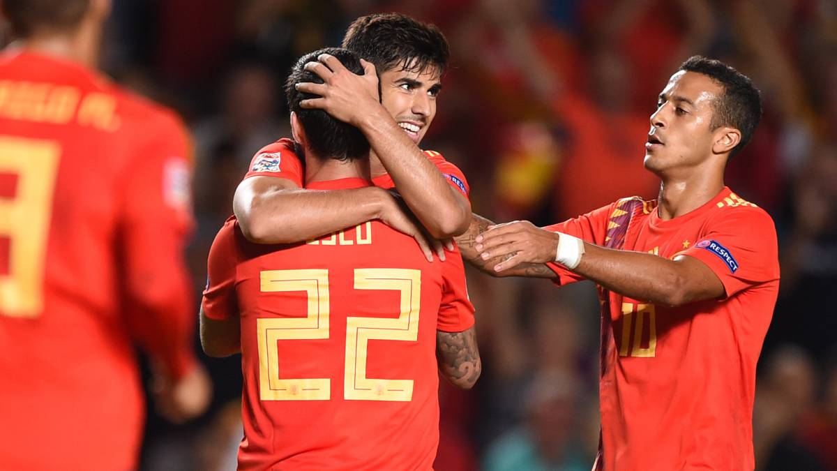Испания справилась с двумя полуфиналистами ЧМ-2018