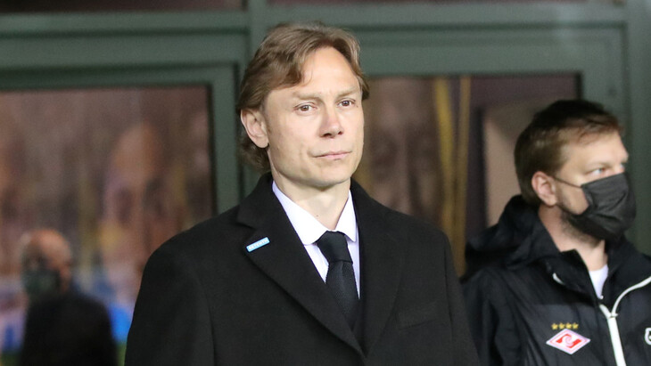 Валерий Карпин