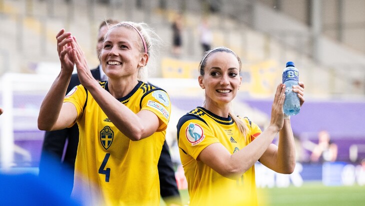 Футболистки сборной Швеции