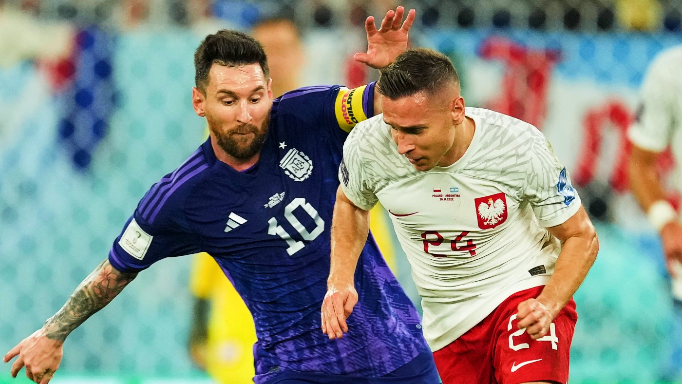 Сборная Аргентины обыграла Польшу, обе команды вышли в 1/8 финала ЧМ-2022