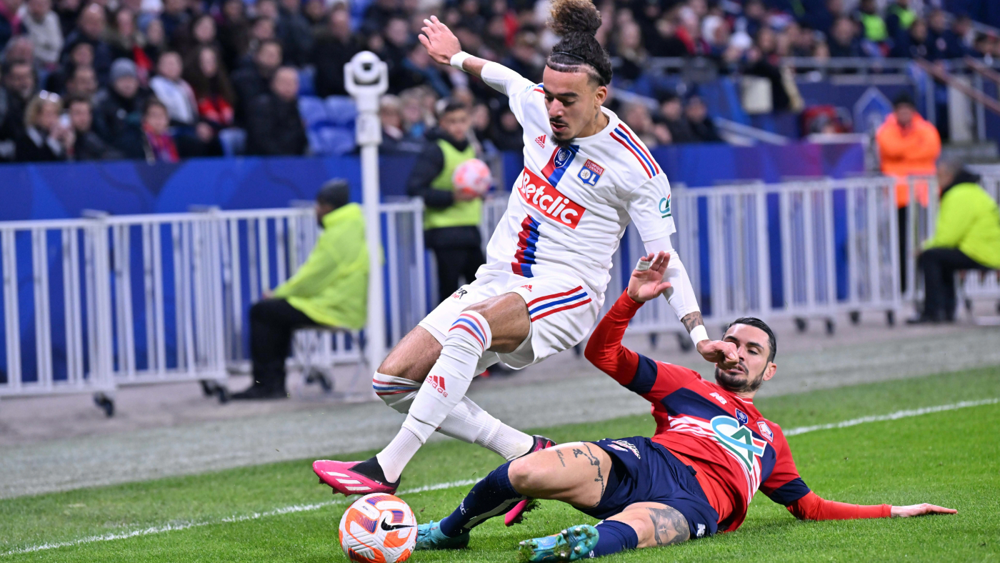 «Лион» по пенальти выбил «Лилль» в 1/8 финала Кубка Франции
