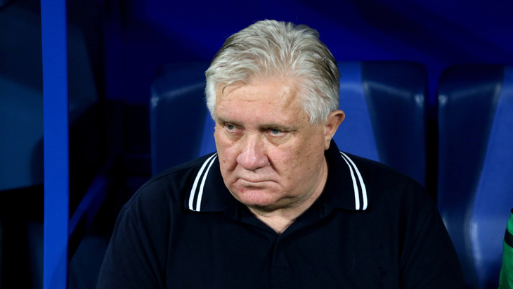 Сергей Ташуев — главный тренер «Факела»