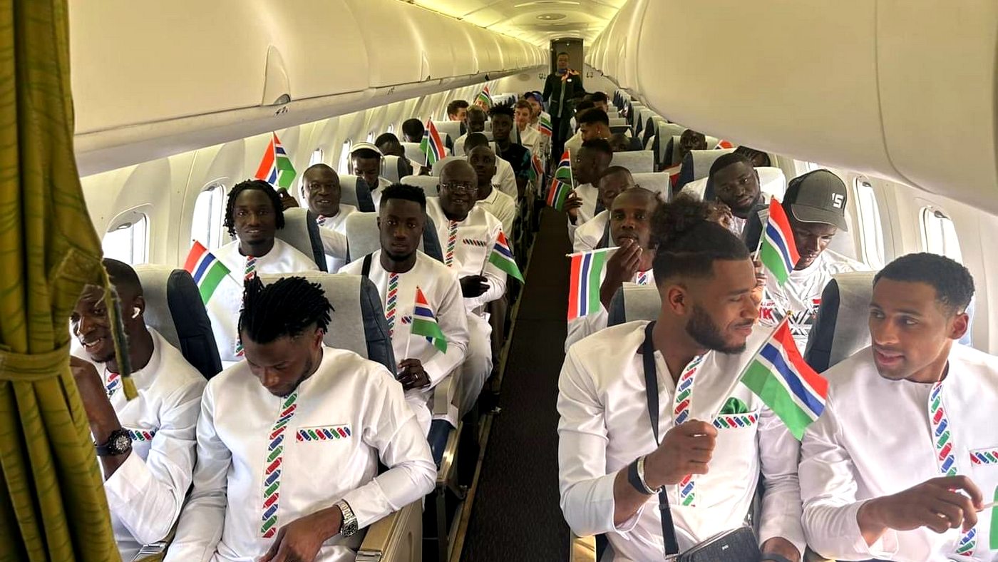 Игроки сборной Гамбии потеряли сознание во время полета на Кубок Африки