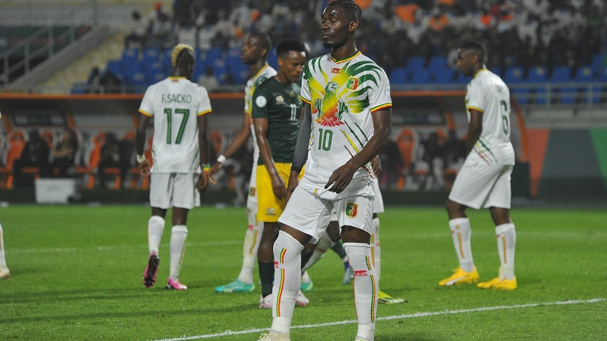 Сборная Мали переиграла Буркина-Фасо и вышла в четвертьфинал Кубка Африки