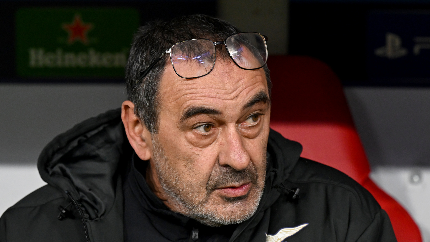 «Лацио» сообщил об уходе Сарри с поста главного тренера