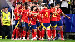 Испания празднует выход в финал Евро