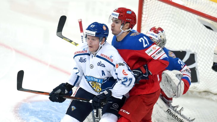 Хоккеисты сборной России уступили финнам в первом матче на Кубке Карьяла