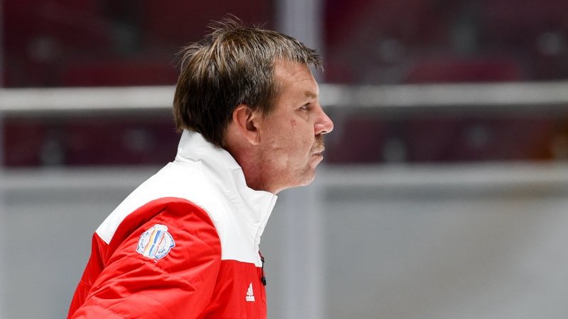 Олег Знарок