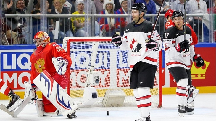 Канада празднует гол в ворота России