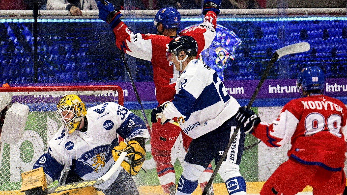 Чехия обыграла Финляндию в матче швейцарского раунда Евротура