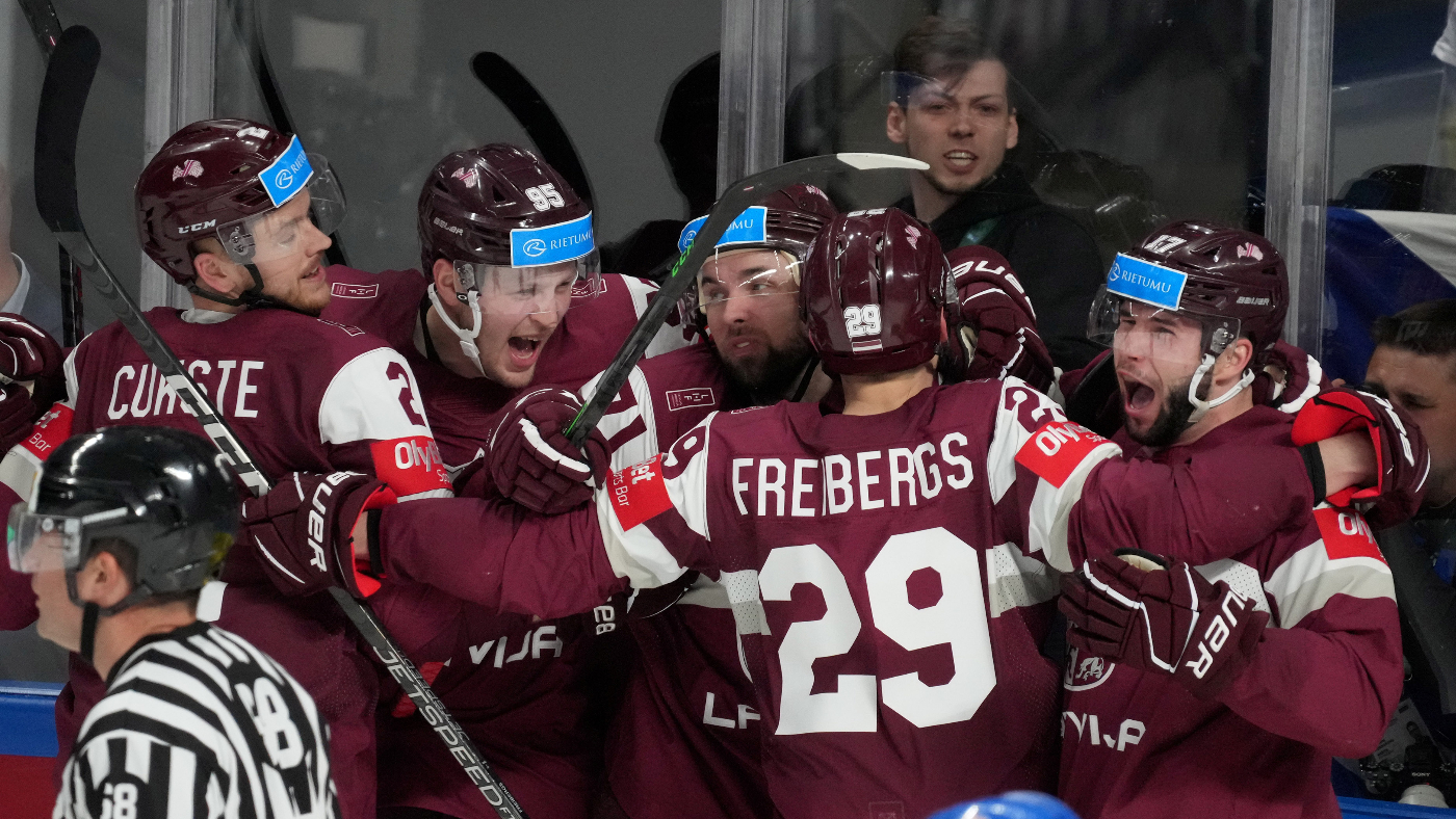Латвия в овертайме победила Швейцарию и вышла в четвертьфинал ЧМ