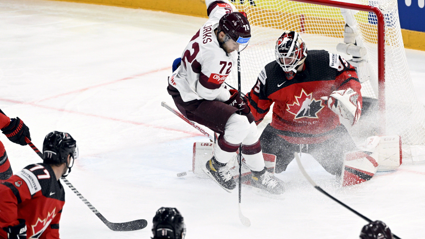 Сборная Канады вышла в финал чемпионата мира по хоккею, обыграв Латвию
