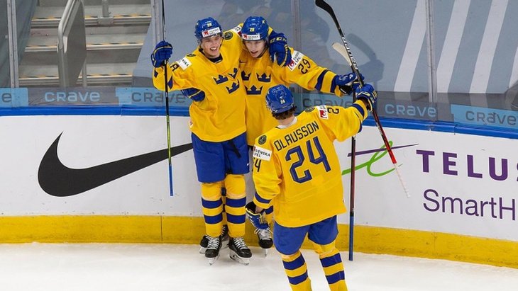 Швеция переиграл Финляндию в матче Евротура, Чехия в овертайме дожала Швейцарию