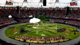 Фрагмент начала церемонии открытия Олимпийских  Игр в Лондоне-2012