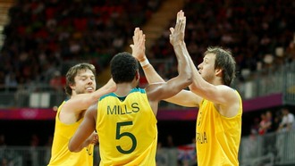 Австралийские баскетболисты одержали первую победу на Олимпиаде