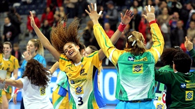 Женская сборная Бразилии впервые в своей истории стала сильнейшей в мире