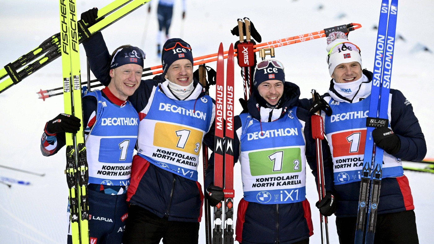 Норвежские биатлонисты выиграли эстафету на этапа КМ в Контиолахти