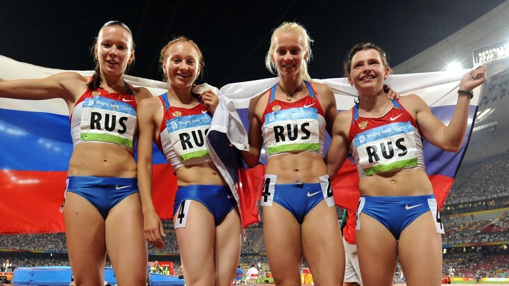 Евгения Полякова в Рио-2016 (крайняя справа)