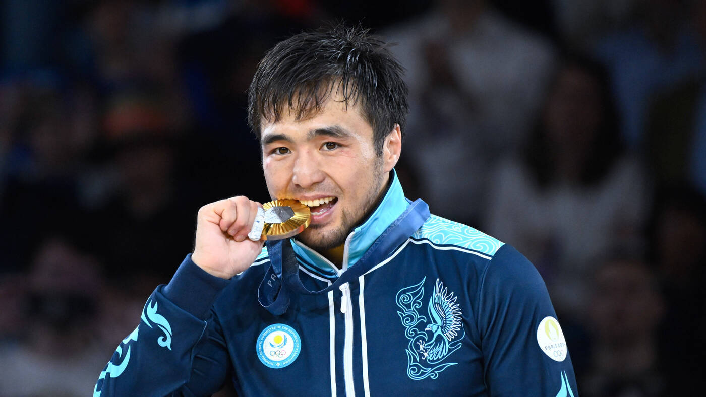 Казахстанец Сметов и японка Цунода выиграли золотые медали в дзюдо