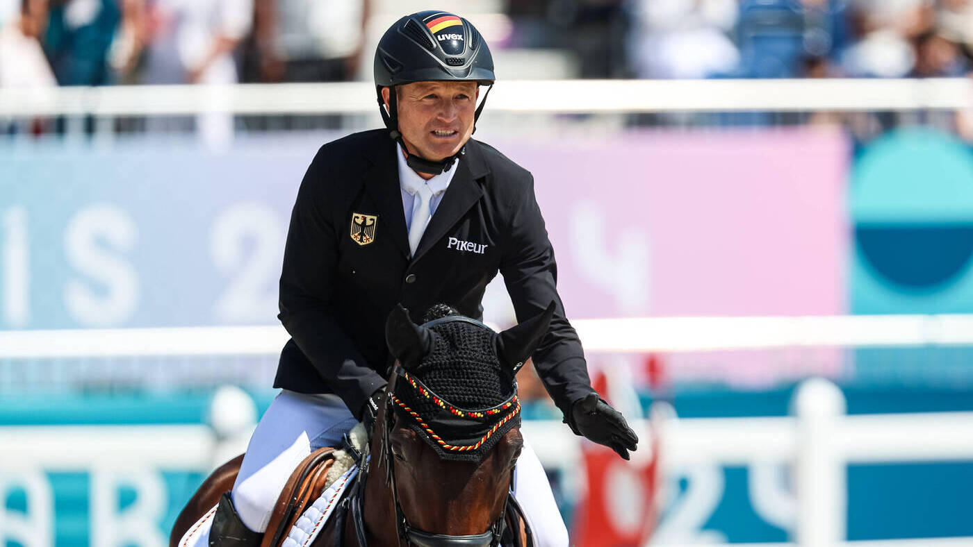Немец Юнг стал первым в истории трехкратным олимпийским чемпионом по конному троеборью