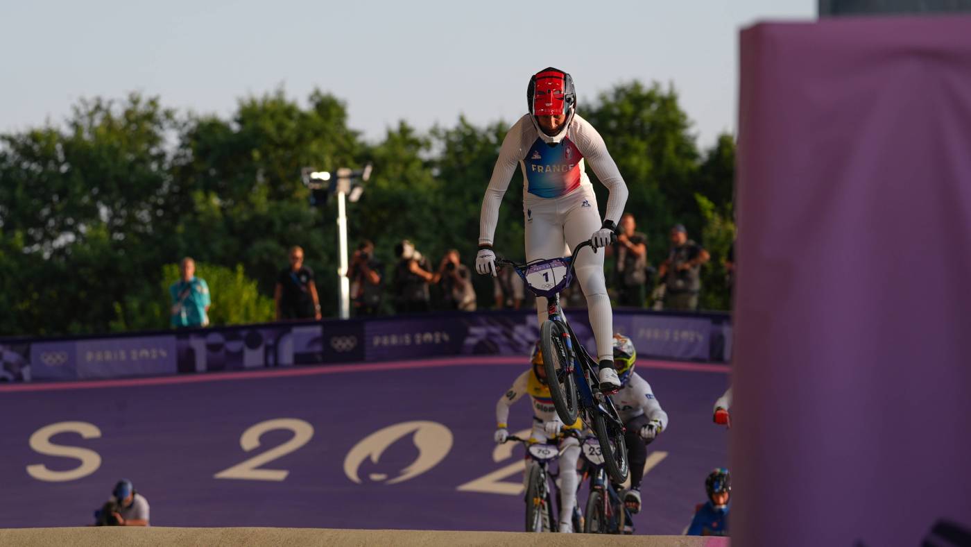 Франция забрала все медали в велоспорте ВМХ у мужчин на ОИ-24