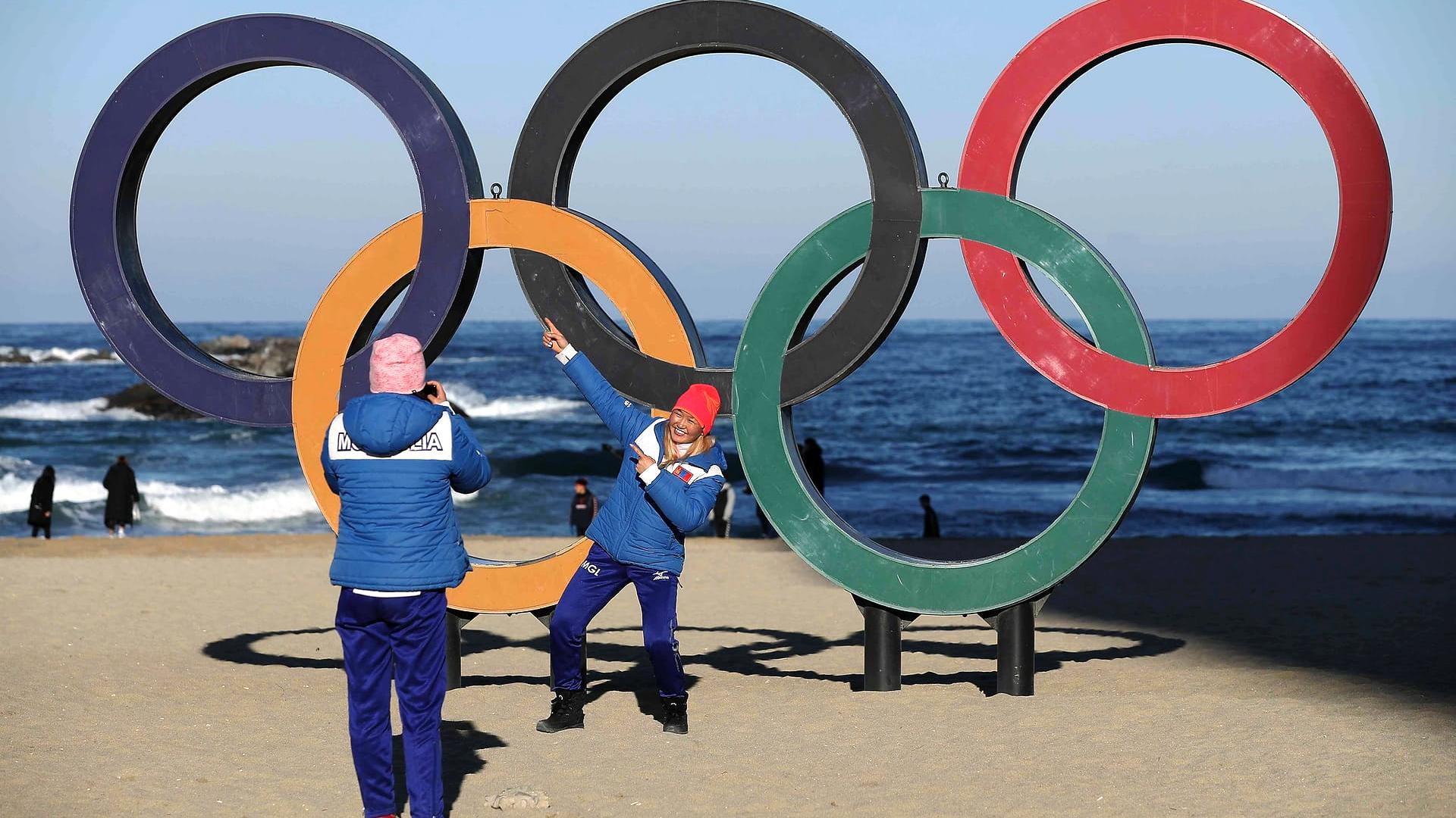 Парламент Кореи организовал движение болельщиков в поддержку российских спортсменов