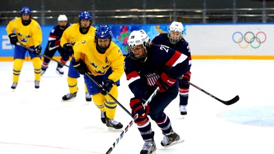 Американские хоккеистки разгромили шведок в полуфинал олимпийского турнира