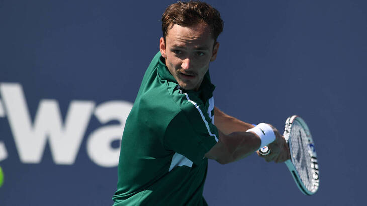 Медведев опустился на одну строку в рейтинге ATP — Теннис ...
