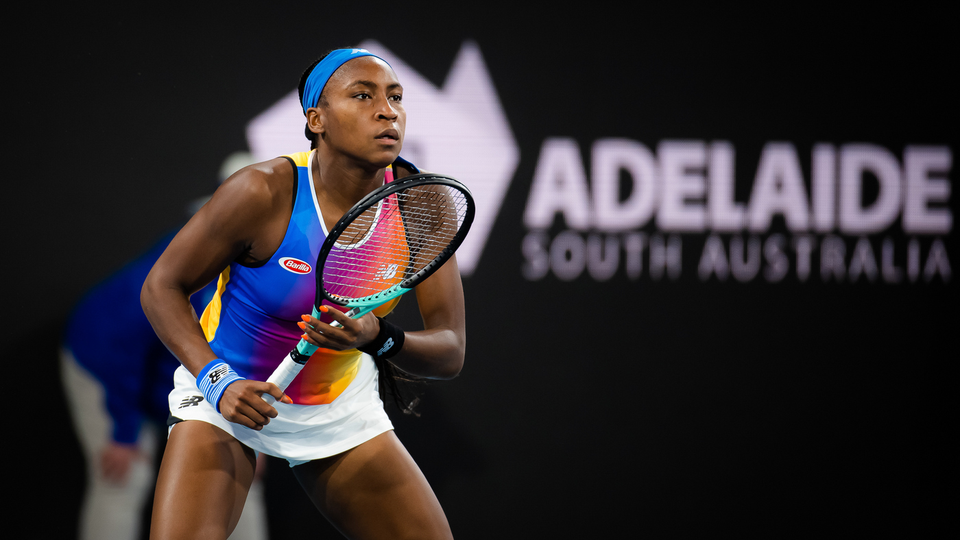 анисимова теннис в купальнике. костюк гауфф. барбора моттлова. коко гауфф. костюк гауфф.