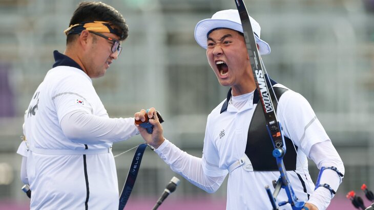 Сборная Южной Кореи по стрельбе из лука завоевала золотые медали Игр в Токио